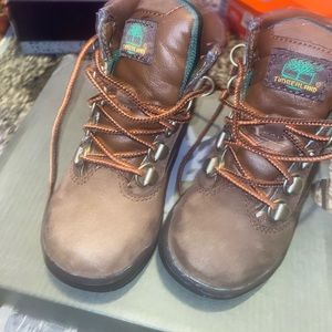 Timberland beef  and broccoli boots